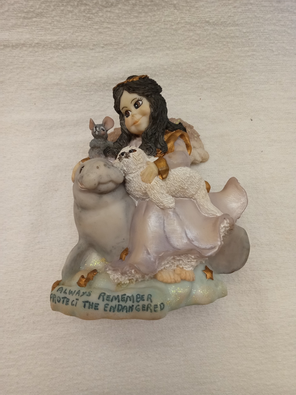 "ALWAYS REMEMBER" 1999 PROTECT THE ENDANGERED Angel Originals Collectible Figure